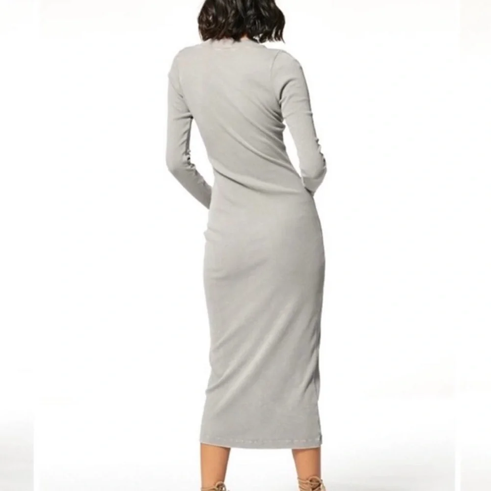 Young Fabulous and Broke long sleeve ribbed mock neck midi dress 🤍 - Picture 2 of 4